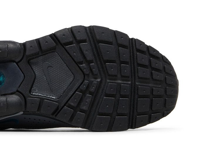 air-max-pulse-cool-grey-hf0104-001_04