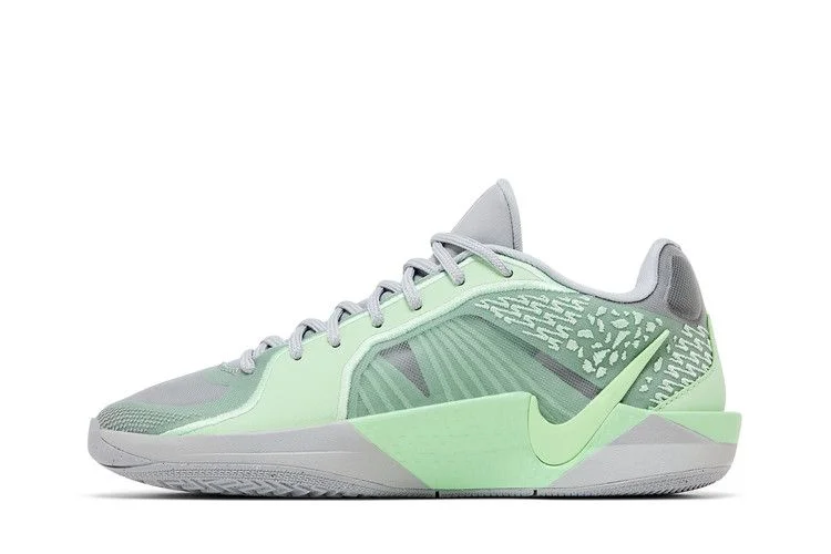 Krossovki-Nike-Wmns-Sabrina-2-Fresh-Mint-2