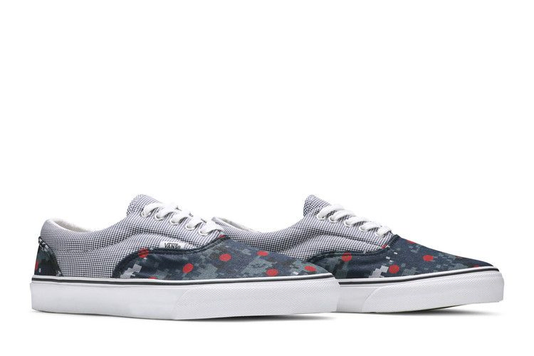 supreme-x-comme-des-garcons-vans-era-vn-ovfb9qr_07