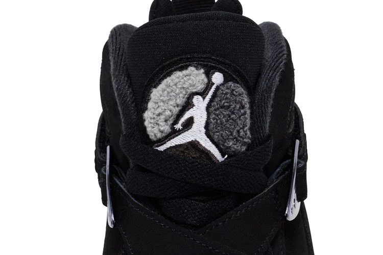 Krossovki-Air-Jordan-8-Retro-Chrome-2026-9