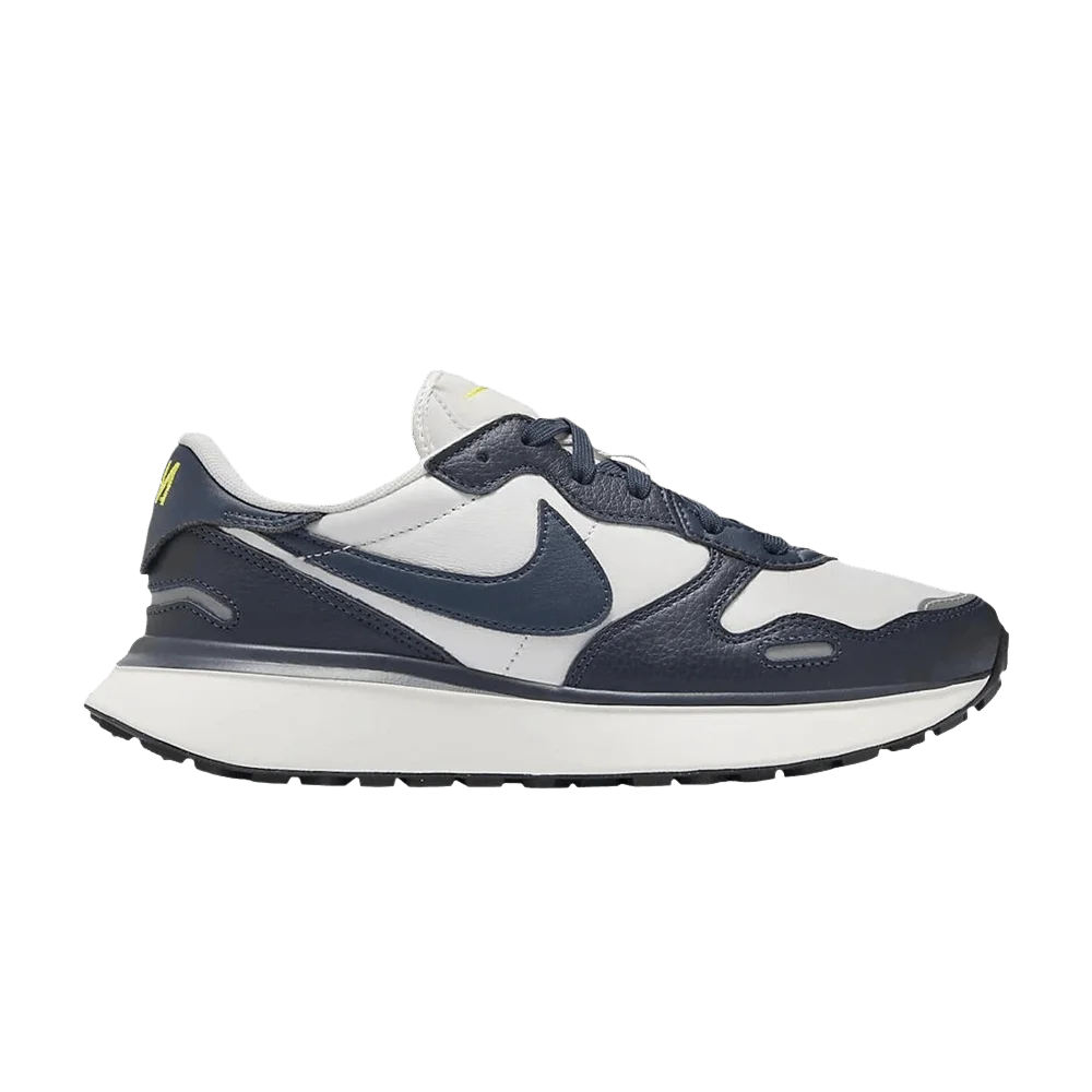 Krossovki-Nike-Wmns-Phoenix-Waffle-LTH-Summit-White-Armory-Navy