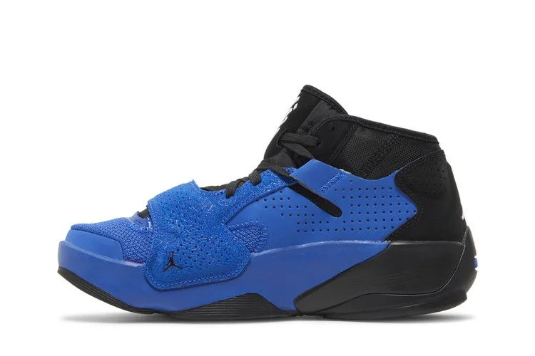 Krossovki-Air-Jordan-Zion-2-GS-One-Never-Done-2