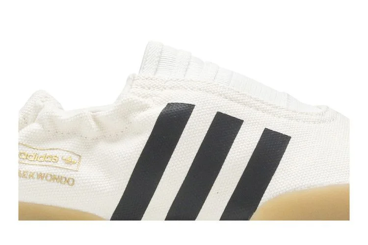 Кроссовки Adidas Wmns Taekwondo 'Cream'