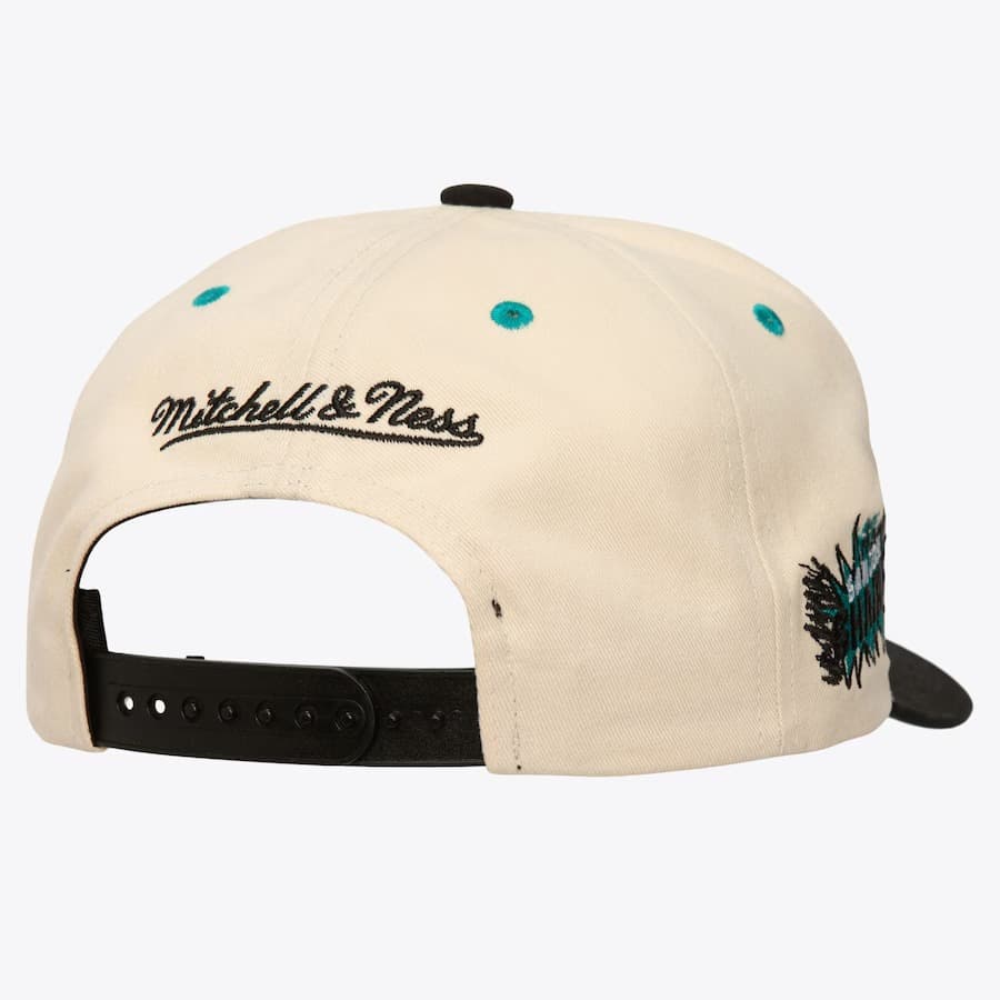 Бейсболка Mitchell & Ness Cream San Jose Sharks Overspray Pro Crown Snapback Hat