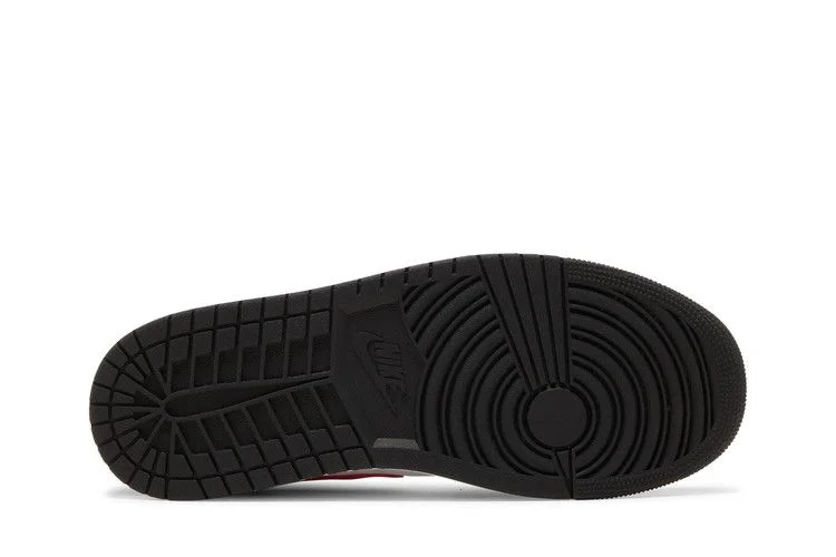 Кроссовки Air Jordan 1 Mid 'Bred Toe'