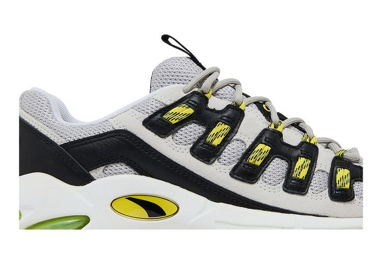 cell-endura-blazing-yellow-369357-02_01