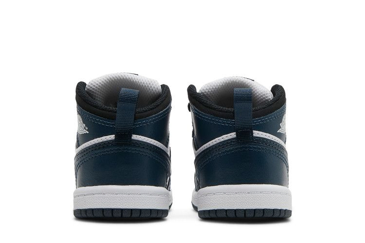 air-jordan-1-mid-td-armory-navy-640735-411_05
