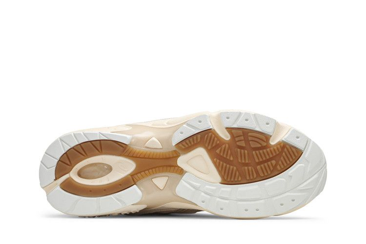 gmbh-x-gel-kayano-5-og-seashell-1021a197-800_03
