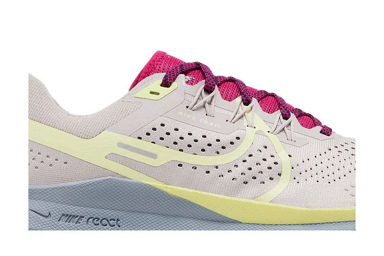 Krossovki-Nike-Wmns-React-Pegasus-Trail-4-Platinum-Violet-Luminous-Green-1