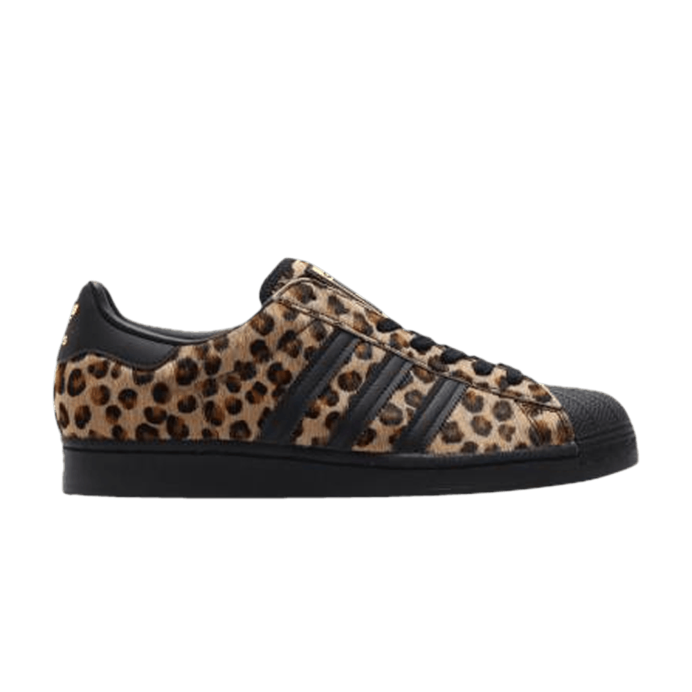 Кроссовки atmos x adidas Superstar 'Cheetah'