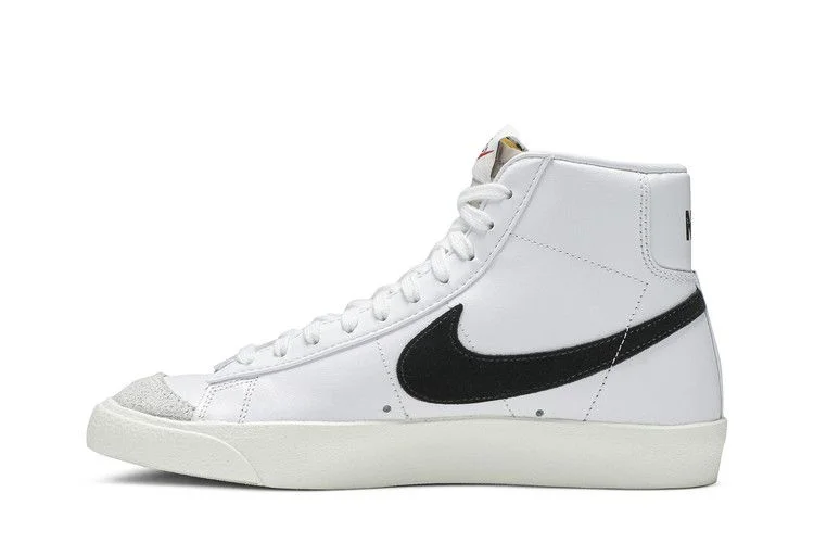 Кроссовки Nike Wmns Blazer Mid 77 Vintage 'White Black'