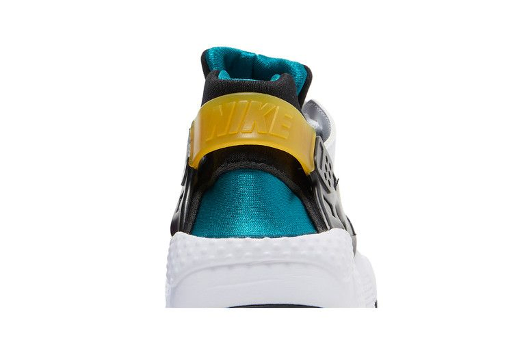 Кроссовки Nike Air Huarache GS 'Peace, Love, Swoosh'