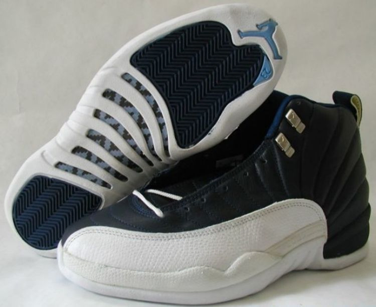 Кроссовки Air Jordan 12 OG 'Obsidian'