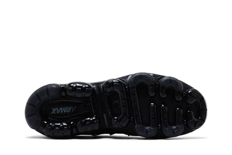 Кроссовки Nike Air VaporMax Plus 'Triple Black' 2025