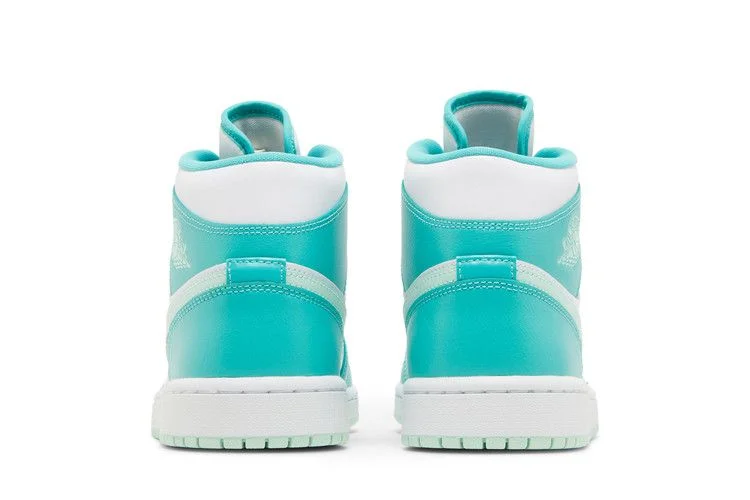Кроссовки Wmns Air Jordan 1 Mid 'Marine Green'