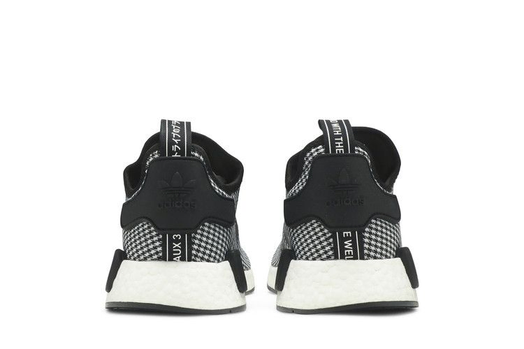 nmd_r1-black-white-fv5438_05