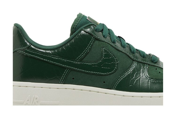 Кроссовки Nike Wmns Air Force 1 '07 LX 'Gorge Green Croc'