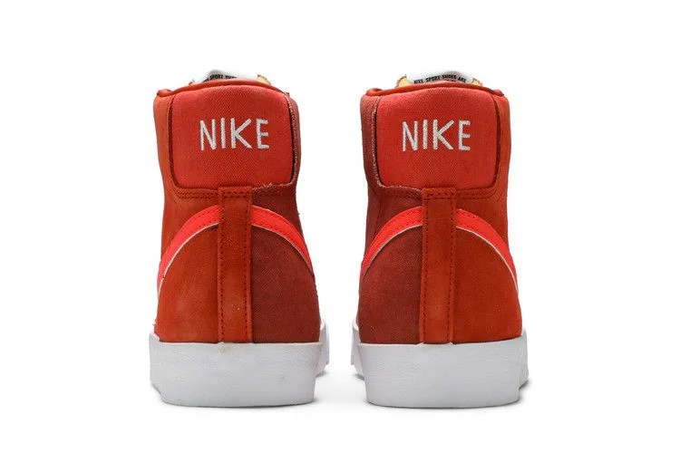 Кроссовки Nike Blazer '77 Vintage Mid 'Firewood Orange'