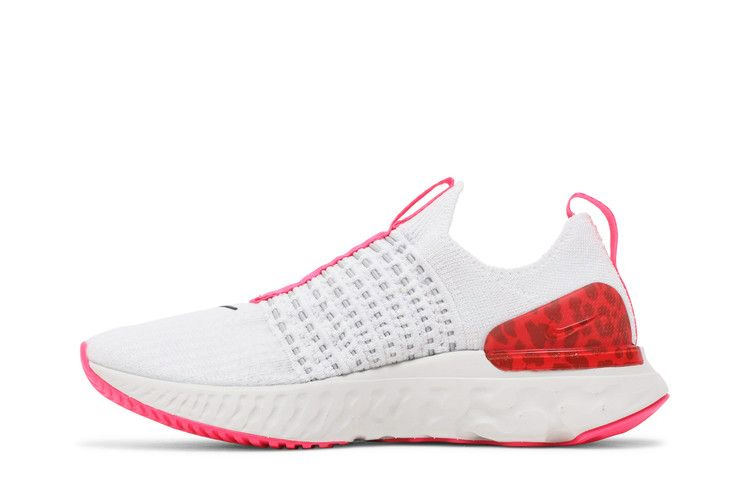 wmns-react-phantom-run-flyknit-2-platinum-tint-chile-red-dm8064-001_02
