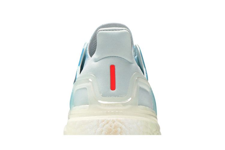 wmns-ultraboost-20-sky-tint-fv8336_06