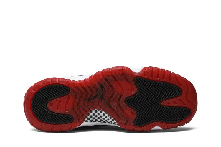 Krossovki-Air-Jordan-11-Retro-GS-Bred-2019-3