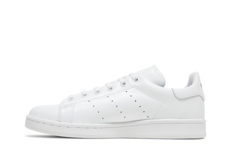dover-street-market-x-stan-smith-white-dsmstanwht_02