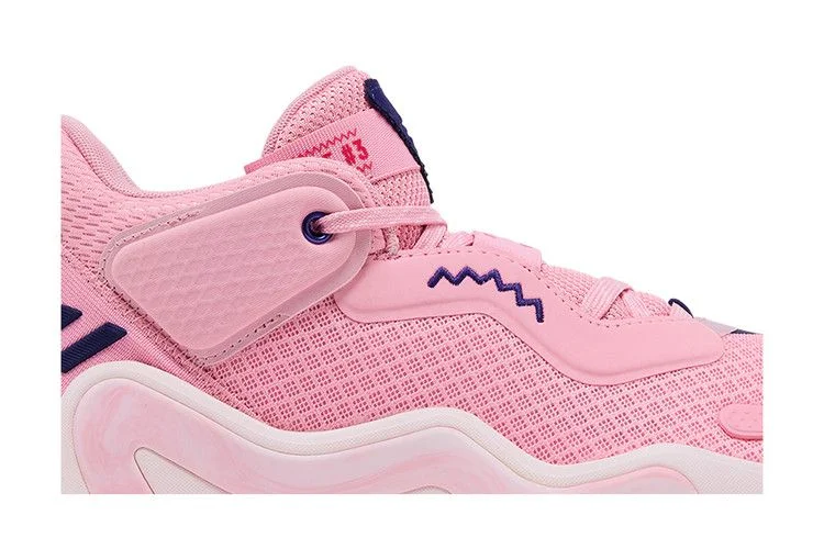 Krossovki-adidas-D.O.N.-Issue-3-GCA-Light-Pink-1