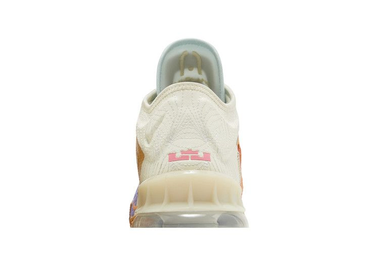 Кроссовки Nike Mimi Plange x LeBron 18 Low 'Scarred Perfection'