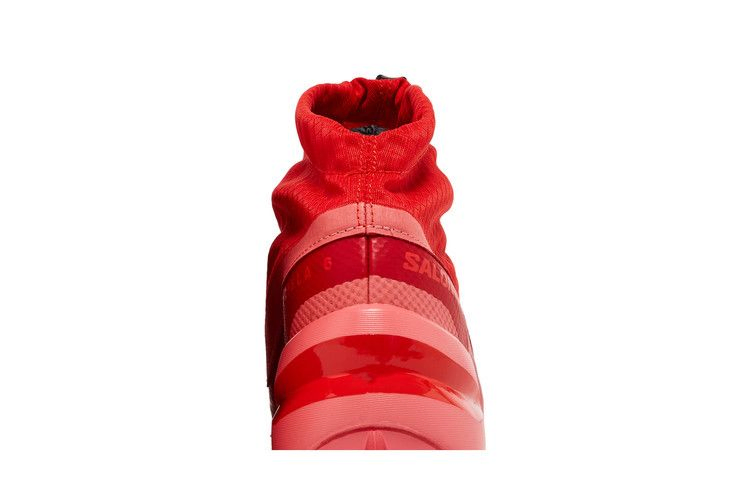 Кроссовки MM6 Maison Margiela x Salomon Wmns Cross Hike 'Fiery Red'