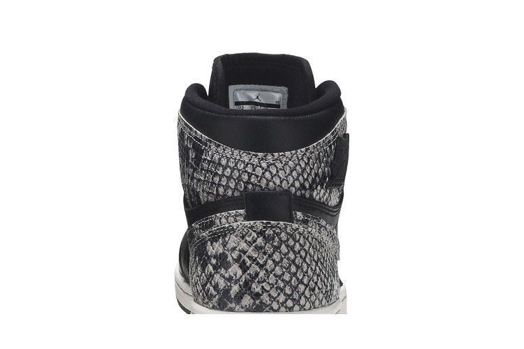 wmns-air-jordan-1-high-premium-snakeskin-ah7389-014_06