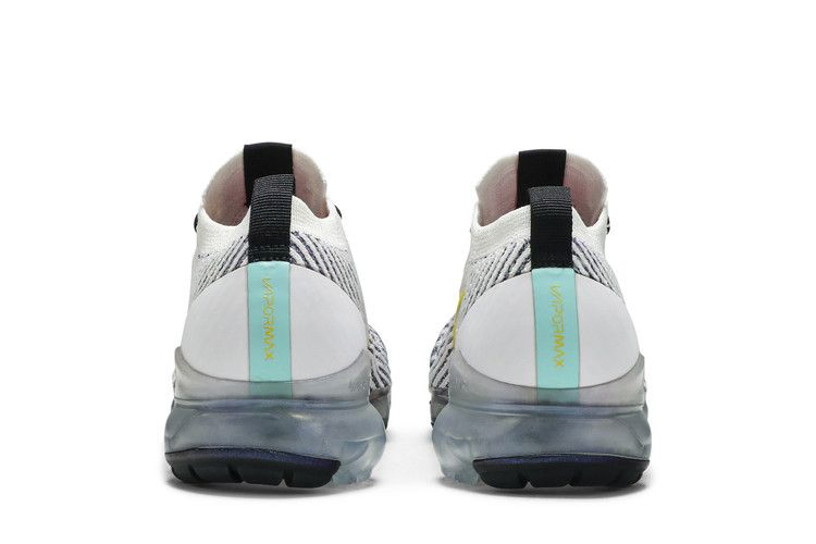 Кроссовки Nike Air VaporMax Flyknit 3 'White Dynamic Yellow'