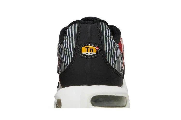 Кроссовки Nike Air Max Plus SE 'Big Logo'