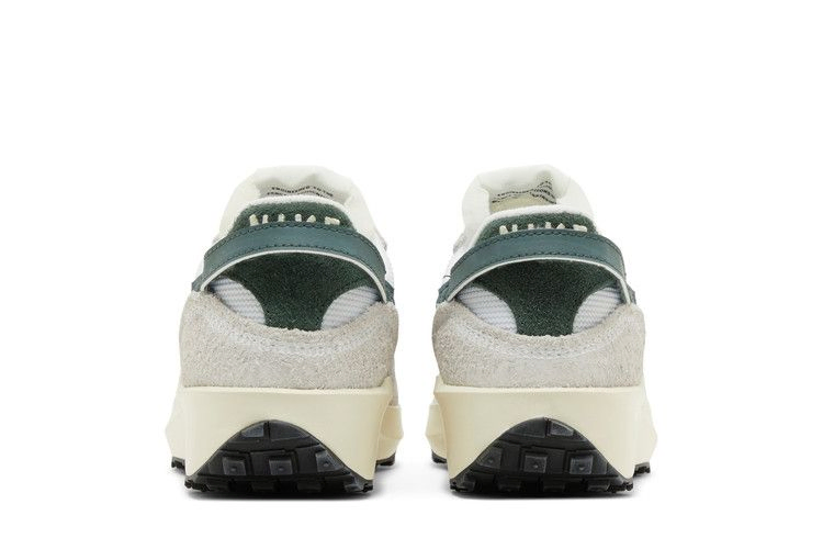 Кроссовки Nike Wmns Waffle Debut Vintage 'White Vintage Green'