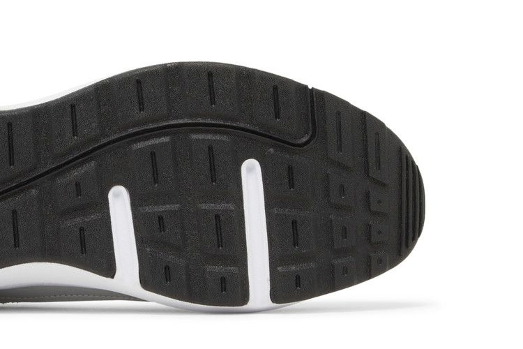 air-max-ap-pure-platinum-cu4826-008_04