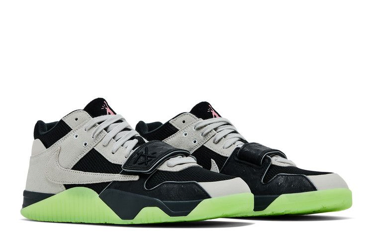 chase-b-x-travis-scott-x-jordan-jumpman-jack-tr-black-night-silver-ih7971-001_07