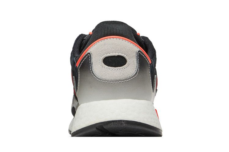 Кроссовки adidas Tresc Run 'Core Black Solar Red'