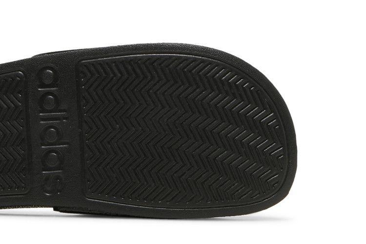 Кроссовки Marvel x adidas Adilette Shower Slide J 'Spider-Man'