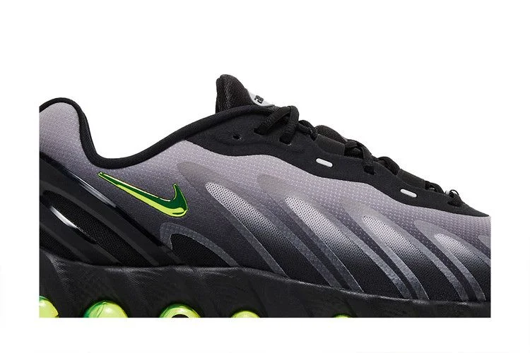 Krossovki-Nike-Air-Max-DN8-Black-Volt-1