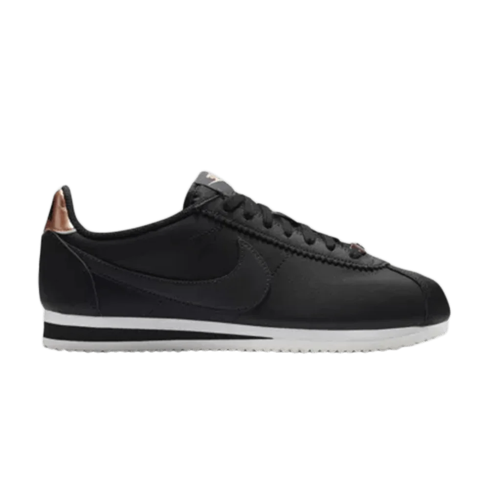 Krossovki-Nike-Wmns-Classic-Cortez-Bronze-Heel