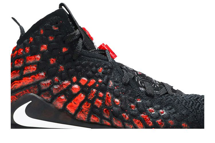 Кроссовки Nike LeBron 17 'Infrared VI'