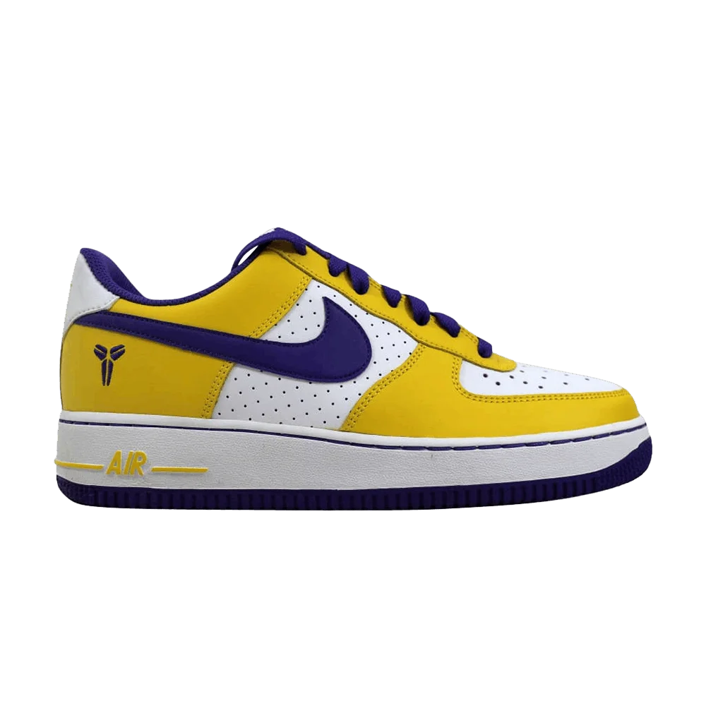 Krossovki-Nike-Air-Force-1-GS-Kobe-Bryant