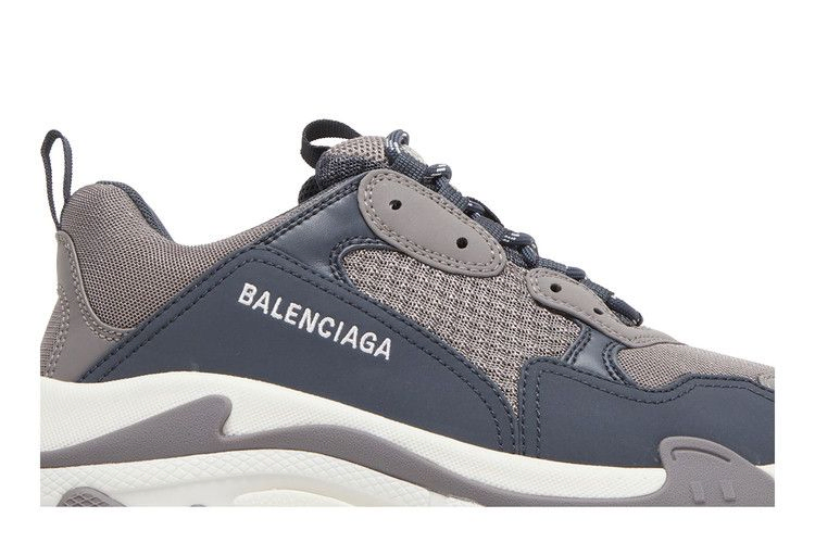 Кроссовки Balenciaga Triple S Sneaker 'Grey'