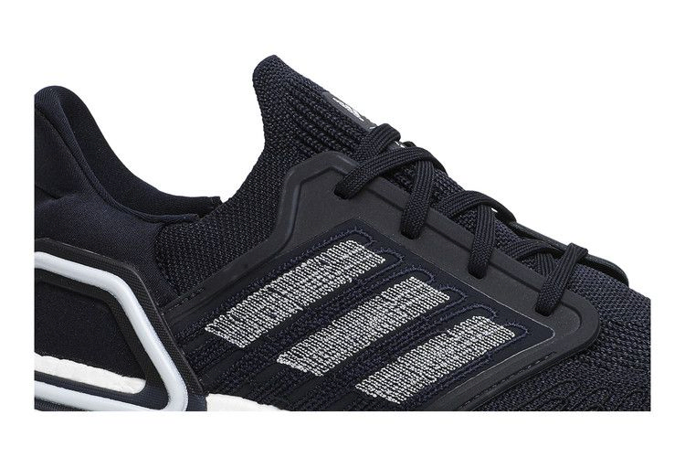 ultraboost-2020-super-bowl-liv-fw5669_01