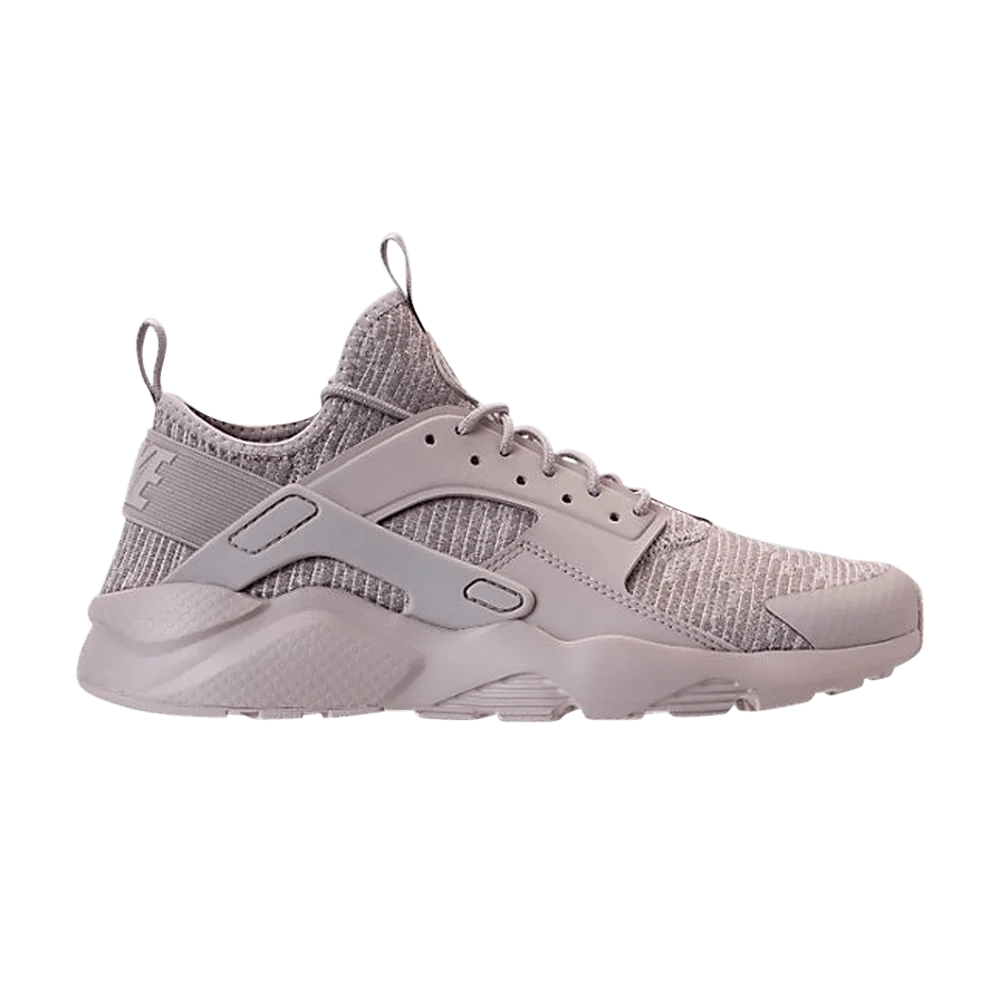 Krossovki-Nike-Air-Huarache-Run-Ultra-SE-Moon-Particle