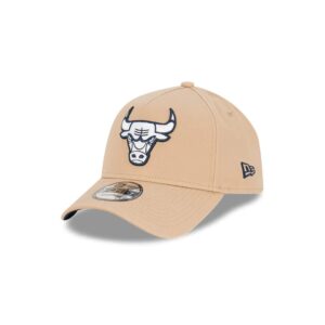 New-Era-Chicago-Bulls-Camel-Ocean-9FORTY-A-Frame-NBA-Snapback-Hat-1-300x300
