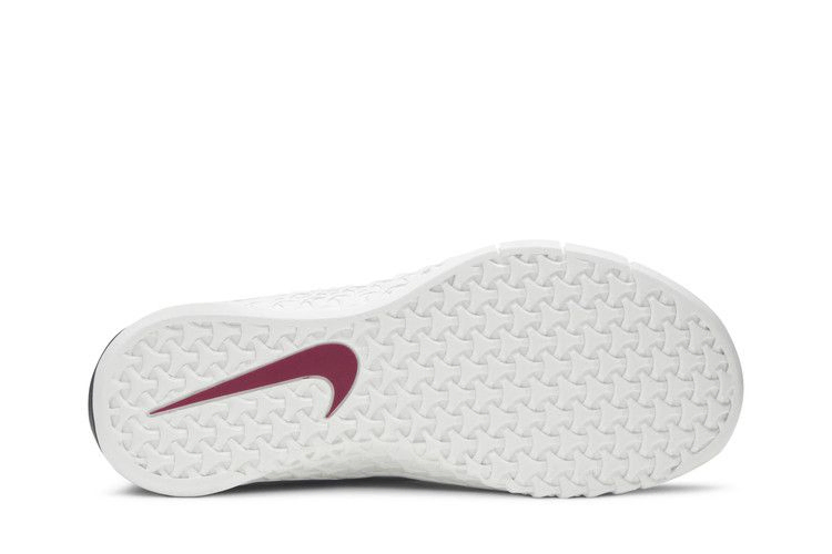 wmns-metcon-4-xd-grey-true-berry-cd3128-008_03