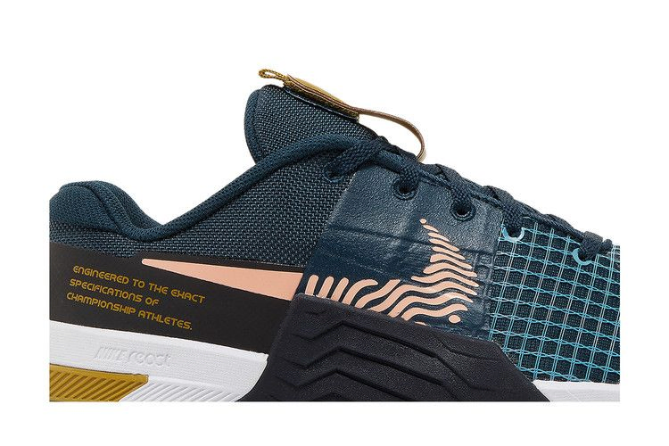 metcon-8-armory-navy-arctic-orange-do9328-401_01