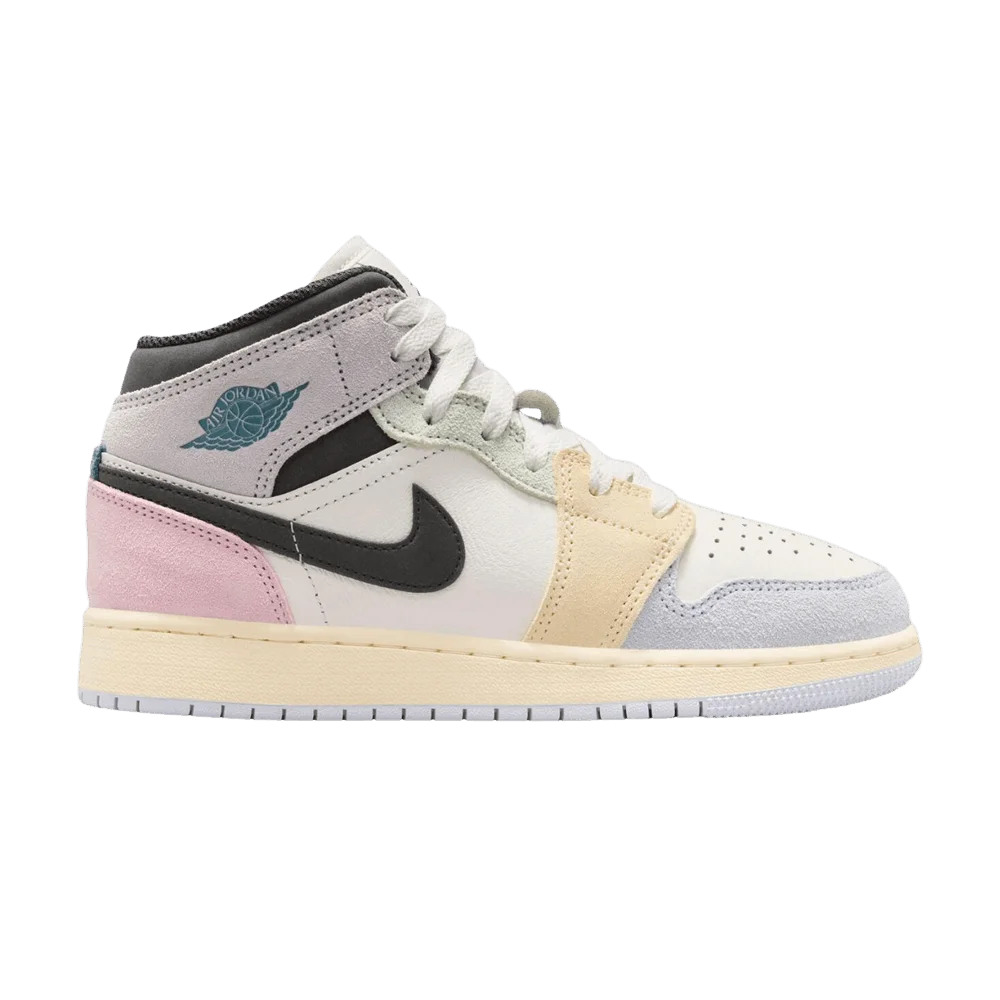 Krossovki-Air-Jordan-1-Mid-GS-Sail-Iced-Jade
