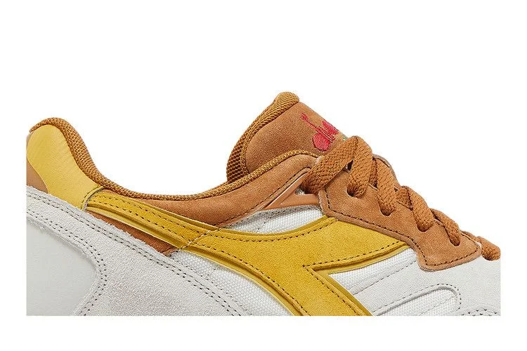 Krossovki-Diadora-N9002-Overland-White-Sudan-Brown-1