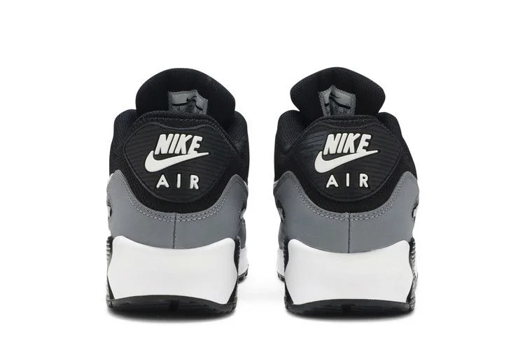 Krossovki-Nike-Air-Max-90-Essential-Cool-Grey-5